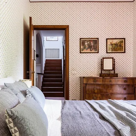 Hintown Villa *